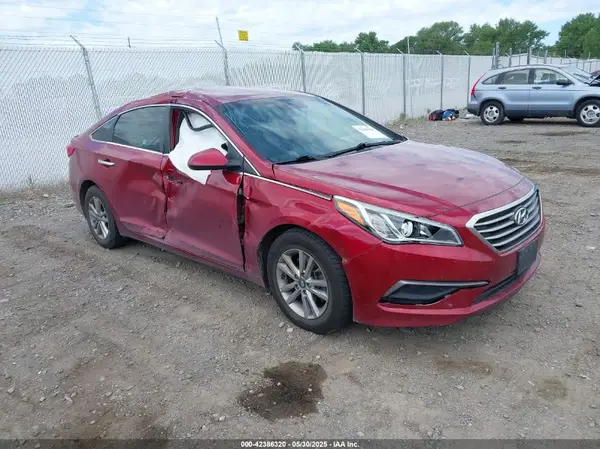 5NPE24AF8GH401657 2016 HYUNDAI SONATA - Image 1