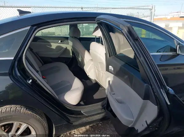 5NPE24AF8GH401707 2016 HYUNDAI SONATA - Image 8