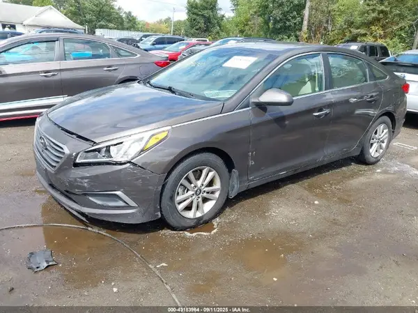5NPE24AF8GH403764 2016 HYUNDAI SONATA - Image 2