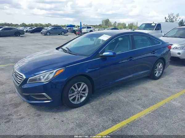 5NPE24AF8GH404705 2016 HYUNDAI SONATA - Image 2