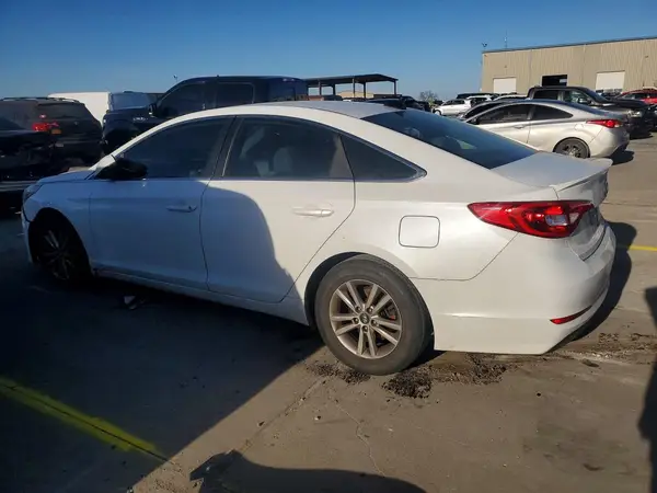 5NPE24AF8GH404851 2016 HYUNDAI SONATA - Image 2