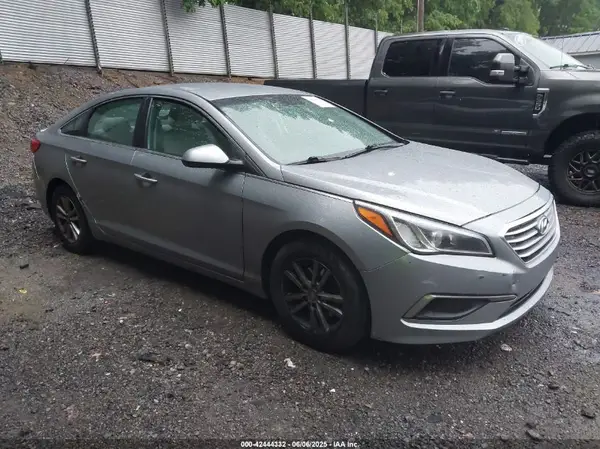 5NPE24AF8GH405417 2016 HYUNDAI SONATA - Image 1