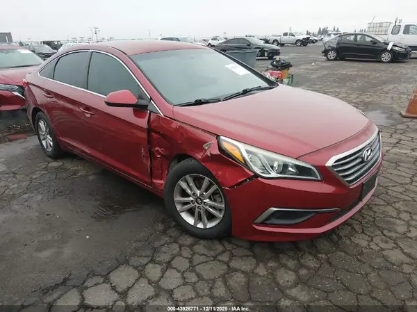 5NPE24AF8GH405515 2016 HYUNDAI SONATA - Image 1