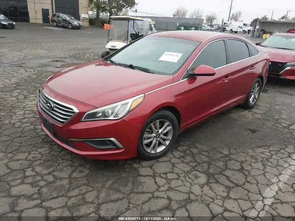 5NPE24AF8GH405515 2016 HYUNDAI SONATA - Image 2
