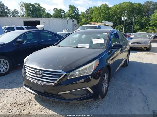 5NPE24AF8GH417017 2016 HYUNDAI SONATA - Image 2