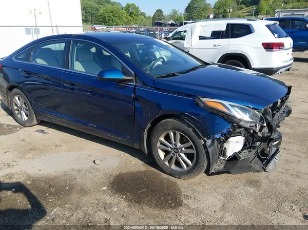 5NPE24AF8GH427840 2016 HYUNDAI SONATA - Image 1