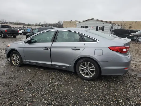 5NPE24AF8HH438953 2017 HYUNDAI SONATA - Image 2
