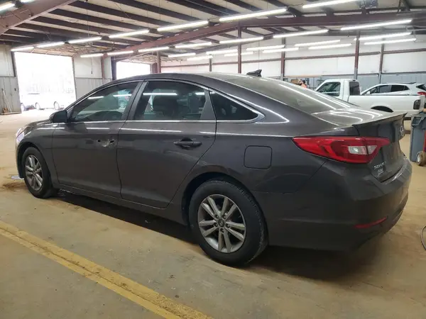 5NPE24AF8HH438998 2017 HYUNDAI SONATA - Image 2