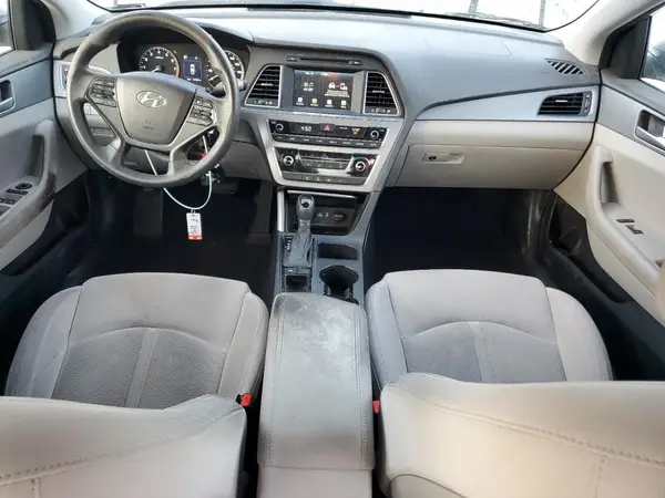 5NPE24AF8HH439228 2017 HYUNDAI SONATA - Image 8