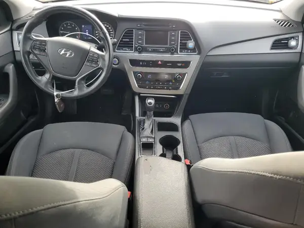 5NPE24AF8HH441979 2017 HYUNDAI SONATA - Image 8