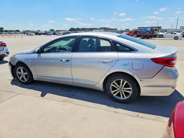 5NPE24AF8HH442341 2017 HYUNDAI SONATA - Image 2