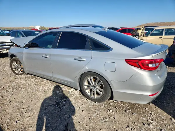 5NPE24AF8HH443179 2017 HYUNDAI SONATA - Image 2