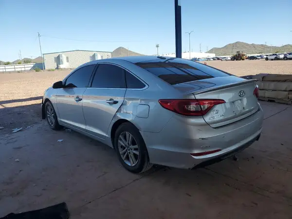 5NPE24AF8HH443487 2017 HYUNDAI SONATA - Image 2