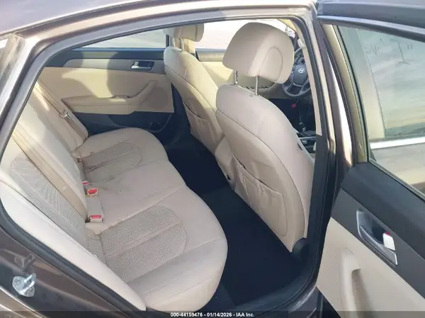 5NPE24AF8HH445756 2017 HYUNDAI SONATA - Image 8