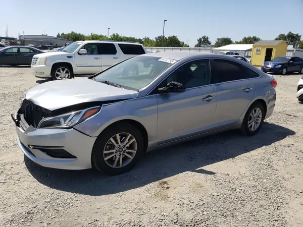 5NPE24AF8HH448995 2017 HYUNDAI SONATA - Image 1