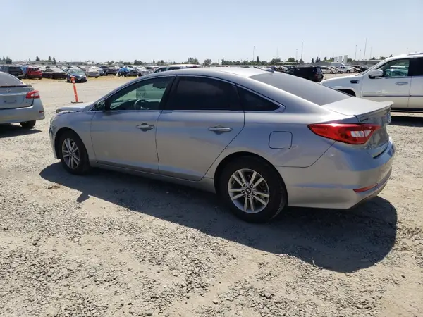 5NPE24AF8HH448995 2017 HYUNDAI SONATA - Image 2