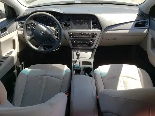 5NPE24AF8HH448995 2017 HYUNDAI SONATA - Image 8