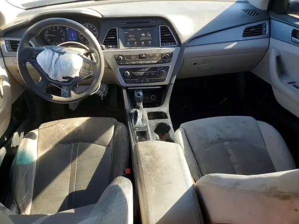 5NPE24AF8HH450424 2017 HYUNDAI SONATA - Image 8