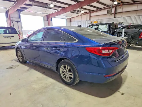 5NPE24AF8HH451766 2017 HYUNDAI SONATA - Image 2