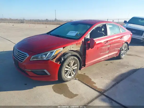 5NPE24AF8HH454196 2017 HYUNDAI SONATA - Image 2