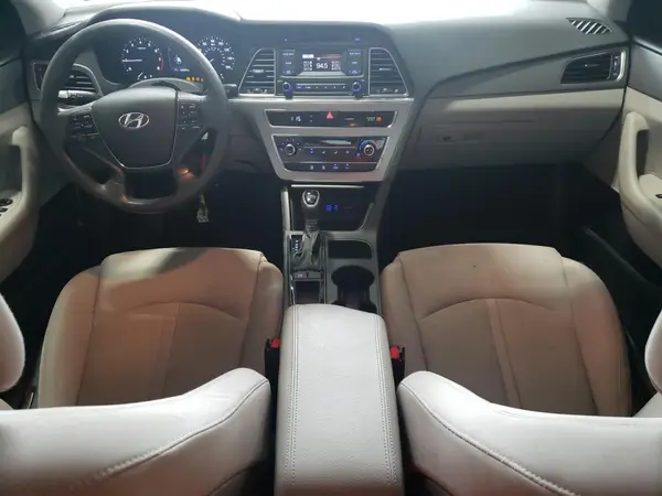 5NPE24AF8HH456031 2017 HYUNDAI SONATA - Image 8