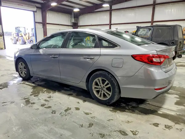 5NPE24AF8HH458149 2017 HYUNDAI SONATA - Image 2