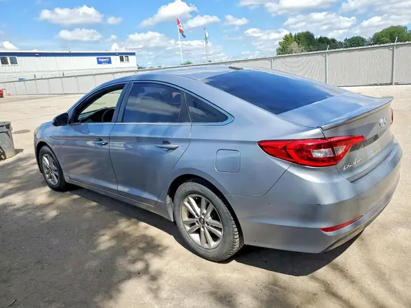 5NPE24AF8HH459981 2017 HYUNDAI SONATA - Image 2