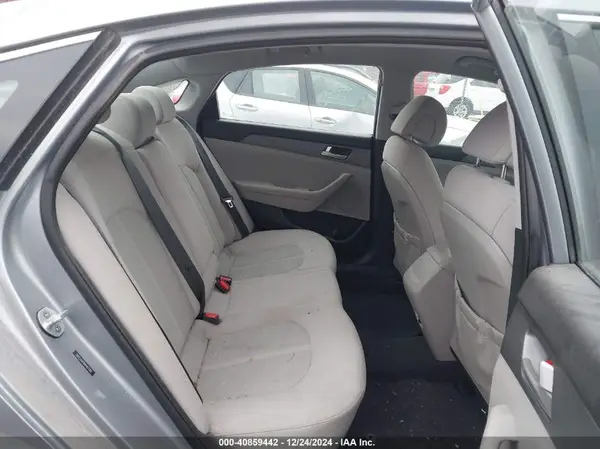 5NPE24AF8HH467398 2017 HYUNDAI SONATA - Image 8