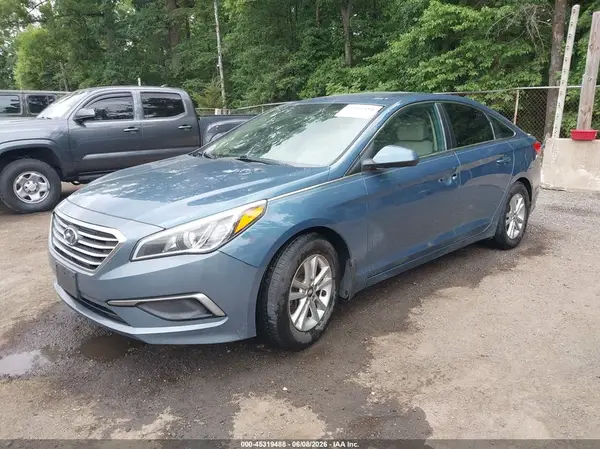 5NPE24AF8HH471189 2017 HYUNDAI SONATA - Image 2