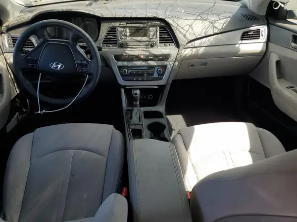 5NPE24AF8HH471273 2017 HYUNDAI SONATA - Image 8