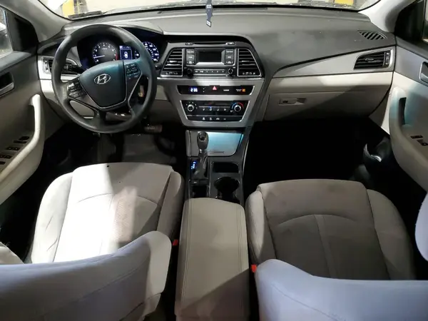 5NPE24AF8HH471905 2017 HYUNDAI SONATA - Image 8