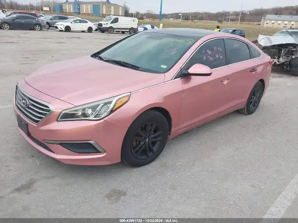 5NPE24AF8HH472603 2017 HYUNDAI SONATA - Image 2