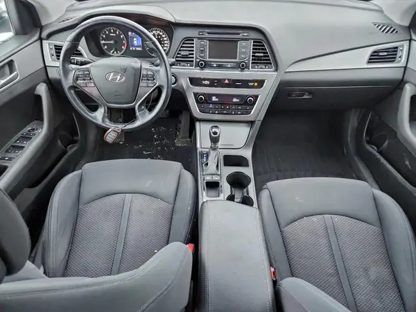 5NPE24AF8HH475999 2017 HYUNDAI SONATA - Image 8