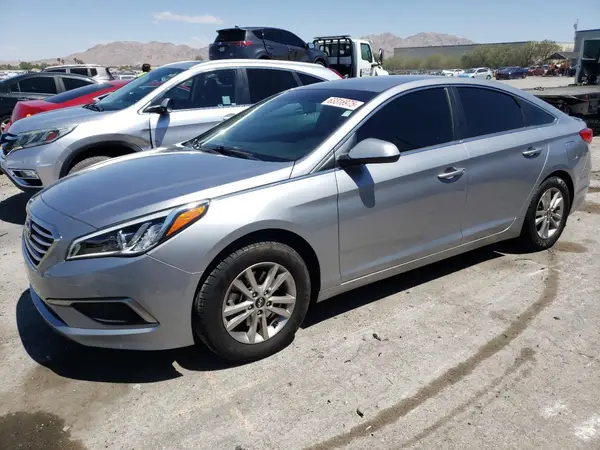 5NPE24AF8HH481110 2017 HYUNDAI SONATA - Image 1