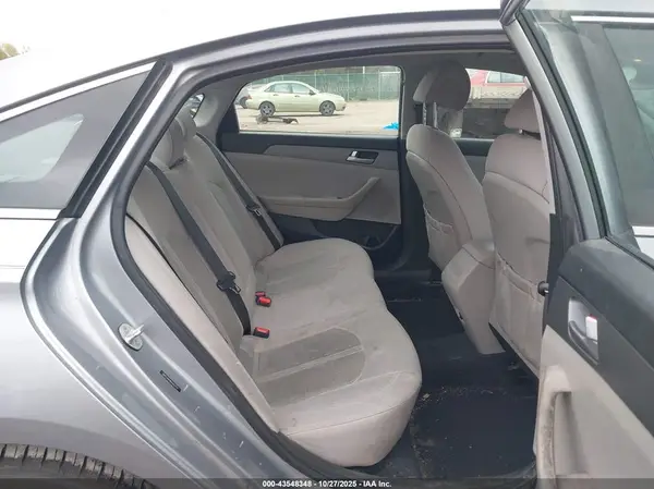 5NPE24AF8HH482757 2017 HYUNDAI SONATA - Image 8