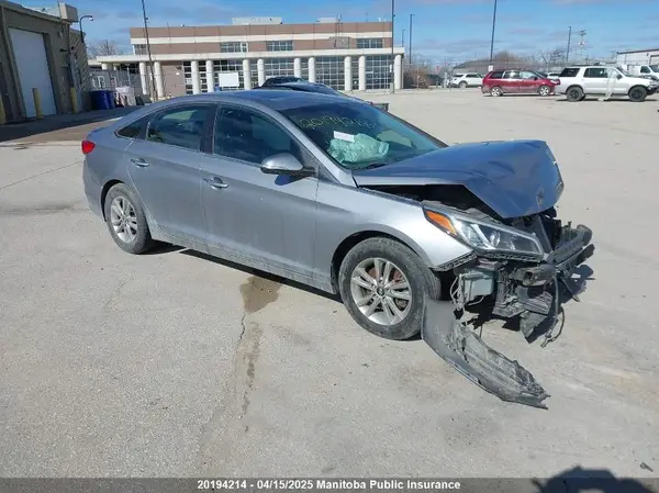 5NPE24AF8HH483410 2017 HYUNDAI SONATA - Image 1