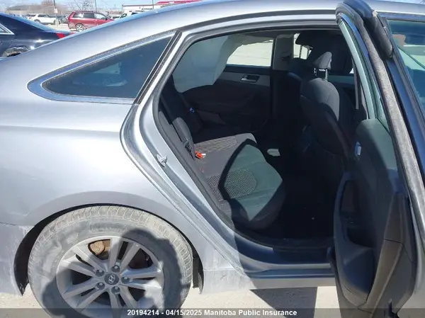 5NPE24AF8HH483410 2017 HYUNDAI SONATA - Image 8
