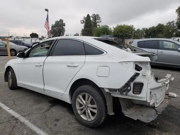 5NPE24AF8HH483908 2017 HYUNDAI SONATA - Image 2
