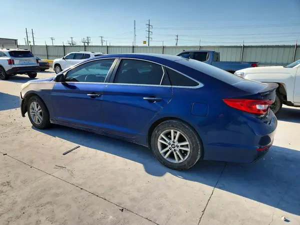 5NPE24AF8HH485528 2017 HYUNDAI SONATA - Image 2