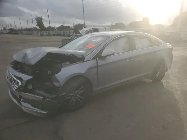 5NPE24AF8HH485559 2017 HYUNDAI SONATA - Image 1