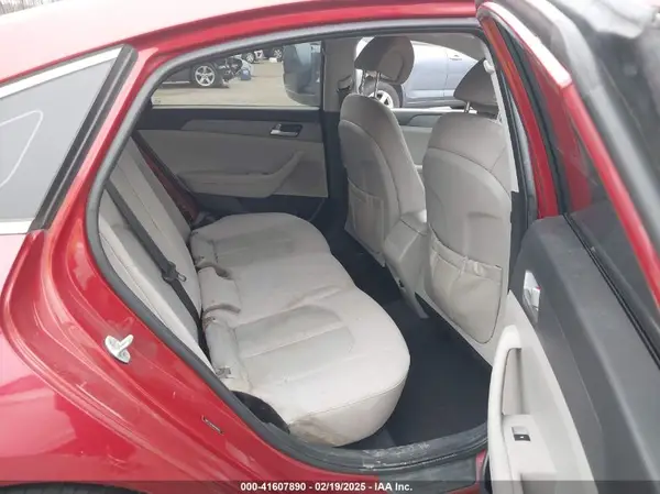 5NPE24AF8HH486615 2017 HYUNDAI SONATA - Image 8