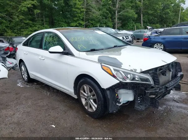 5NPE24AF8HH488882 2017 HYUNDAI SONATA - Image 1