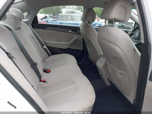 5NPE24AF8HH488882 2017 HYUNDAI SONATA - Image 8