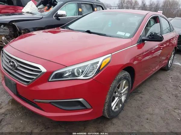 5NPE24AF8HH489272 2017 HYUNDAI SONATA - Image 2