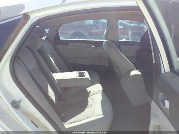 5NPE24AF8HH489577 2017 HYUNDAI SONATA - Image 8