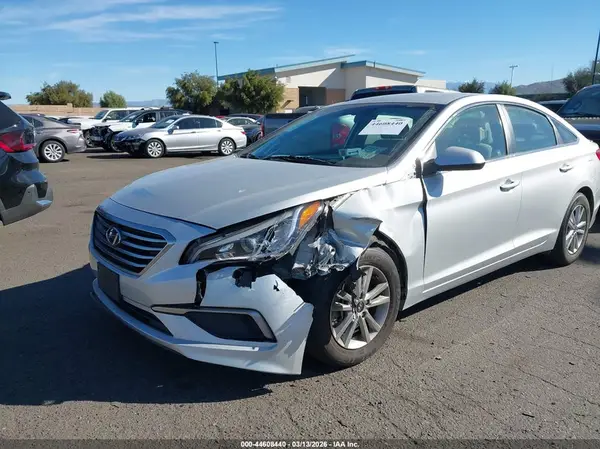 5NPE24AF8HH491247 2017 HYUNDAI SONATA - Image 2