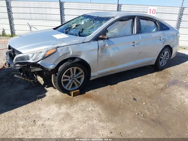 5NPE24AF8HH491930 2017 HYUNDAI SONATA - Image 2