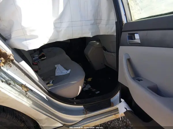 5NPE24AF8HH491930 2017 HYUNDAI SONATA - Image 8