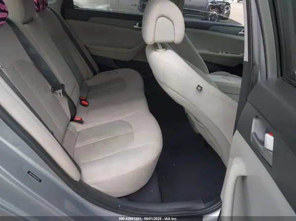 5NPE24AF8HH492575 2017 HYUNDAI SONATA - Image 8