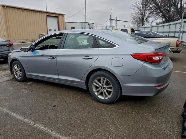 5NPE24AF8HH492737 2017 HYUNDAI SONATA - Image 2